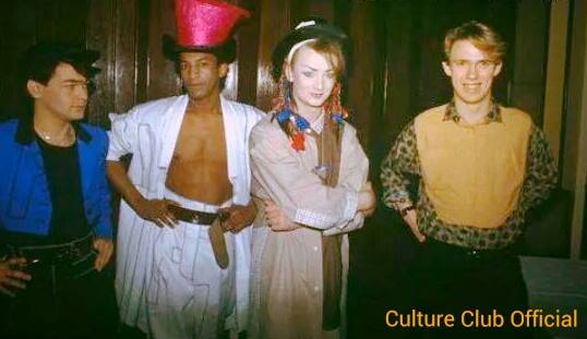 BoyGeorgesPage's tweet image. #Trowbackthursday #CultureClub ❤️💛💚