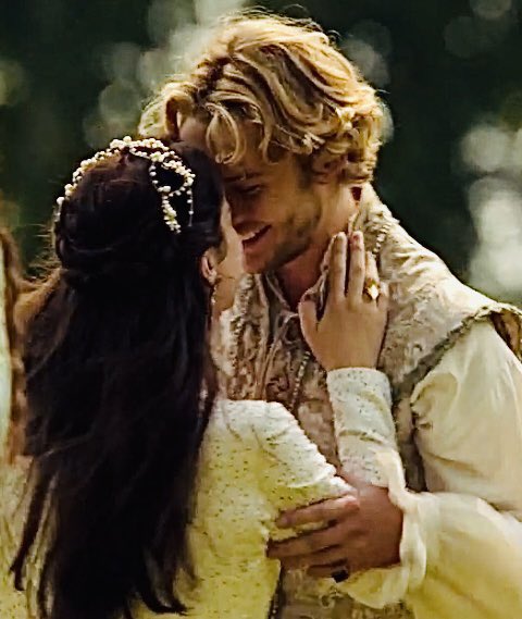 artworld03's tweet image. How do you feel seeing other romantic tv couples vs Frary?

For me a big difference just look at these images you can really feel the love between them the sweetness they are everything❤️
#adelaidekane #tobyregbo #frary #Reign