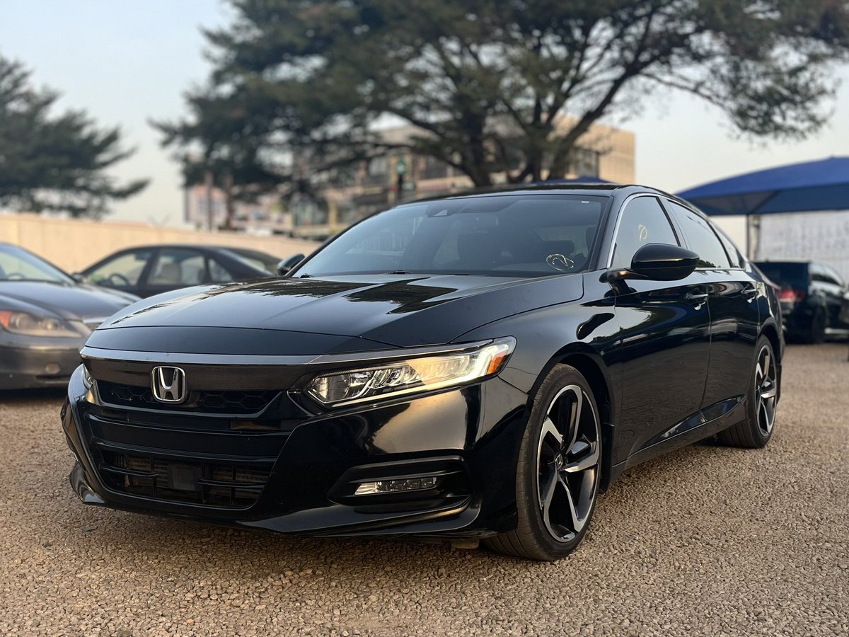 Abmoya_'s tweet photo. TODAYS DEAL 🤝

EXTREMELY CLEAN ACCORD SPORT 2018

VERY LOW MILEAGE 

🏷️ 27.5M

DUTY FULLY PAID 

Dm if interested!!! https://t.co/9X2ukiXk4f