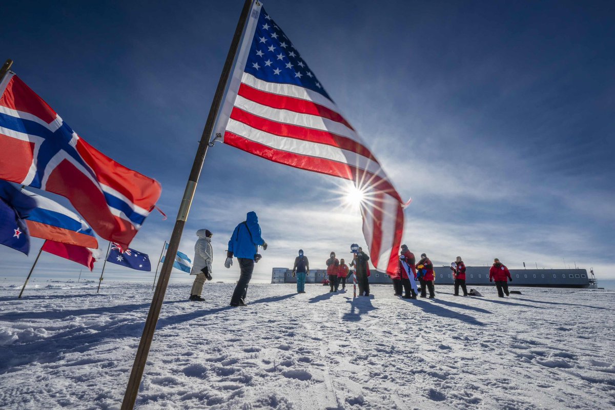 EYOS Expeditions tweet media