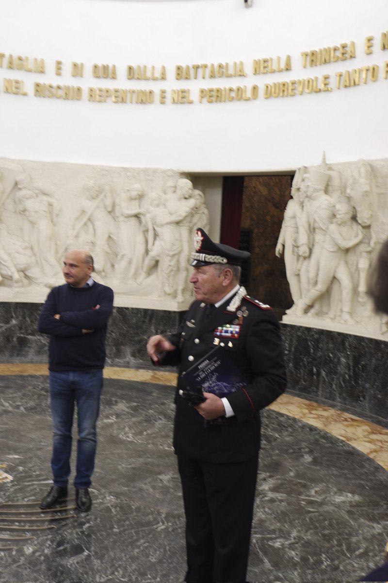 assprodida's tweet photo. Ringraziamo l'accoglienza e l'ospitalità che ci ha riservato il #Generale Tartaglione, comandante del #Museo Storico dell'arma dei  @_Carabinieri_
Abbiamo vissuto un'emozione lunga quanto la storia che questa nobile istituzione rappresenta. 
La spina dorsale della nostra #società https://t.co/0VCwLq868Y