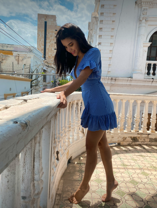 iamcandyrose's tweet photo. En el día mundial del vestido, ¿cuál escoges?👗 https://t.co/QWVGxxhLdO