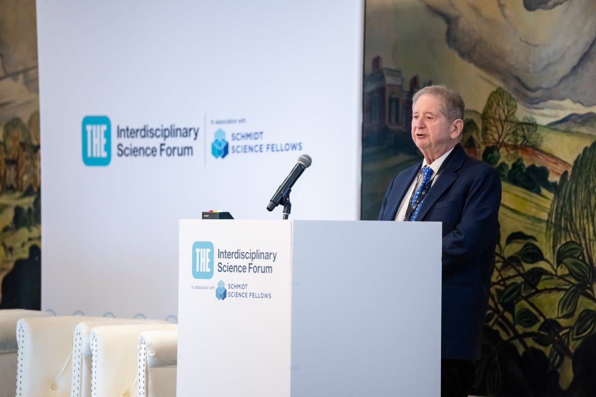 Schmidt Science Fellows tweet media