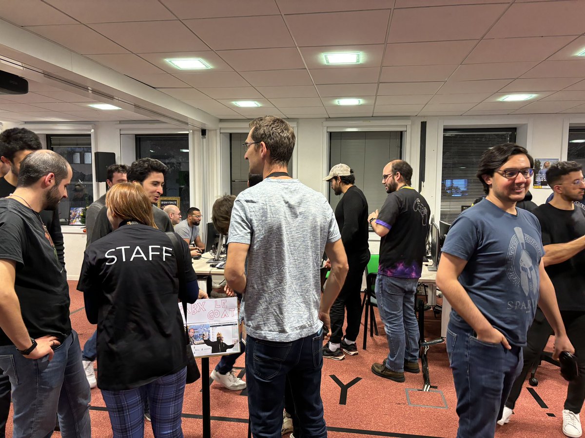 Klee_Group's tweet photo. La soirée de finale du Tournoi c’est maintenant ! Rejoignez-nous en live sur twitch : https://t.co/Gga44nHtSD 
🤩Spéciale dédicace à nos champions : @Mhaubbe  @LightningEnki @NaetorU_D et nos commentateurs @Nykho_QC @5D_Caster. Avec la participation de @Telethon_France https://t.co/c23MrnWQFN