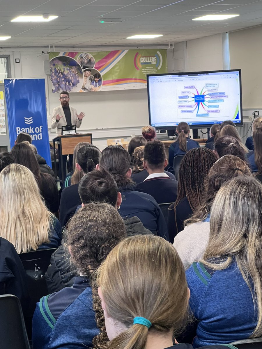 Today, as part of college awareness week 2024, we welcomed Gavin Blake, speech and language therapist, Niamh Hogan, founder of Holos skincare, and Marguerite Murphy and Seán O Byrne from Bank of Ireland to share the various paths available to students after school #collegeaware