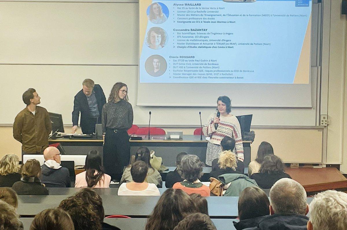 #CLEE Soirée « Je me forme et je travaille sur mon territoire »
✅Partager les atouts d’un territoire 
💬 de parcours de professionnel formés et insérés sur le territoire
🧭 les opportunités du bassin

#orientation #lienécoleentreprises #parcours #ambition 
<a href="/NiortAgglo/">Niort Agglo</a>