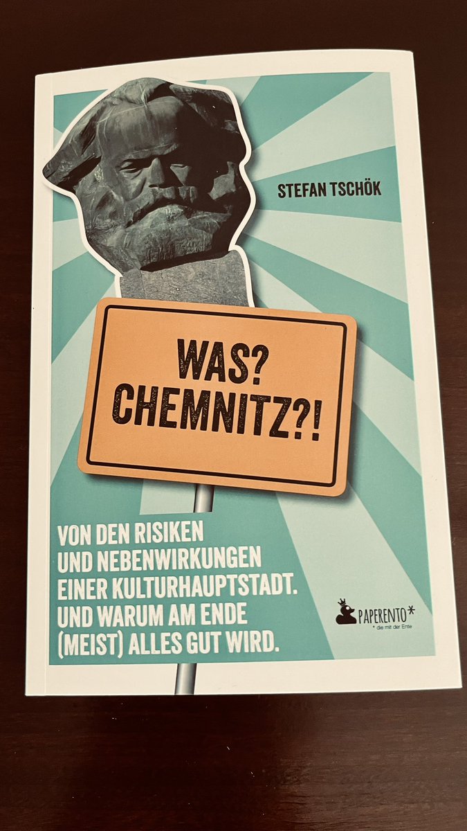 carstensss's tweet photo. Endlich da! 🥳 
Das Handbuch zur #Kulturhauptstadt Europas #Chemnitz 2025!

Danke @Stefan_Ts  | #chemnitz2025 #waschemnitz | @Wannenbuch https://t.co/vxPbGcn6UG