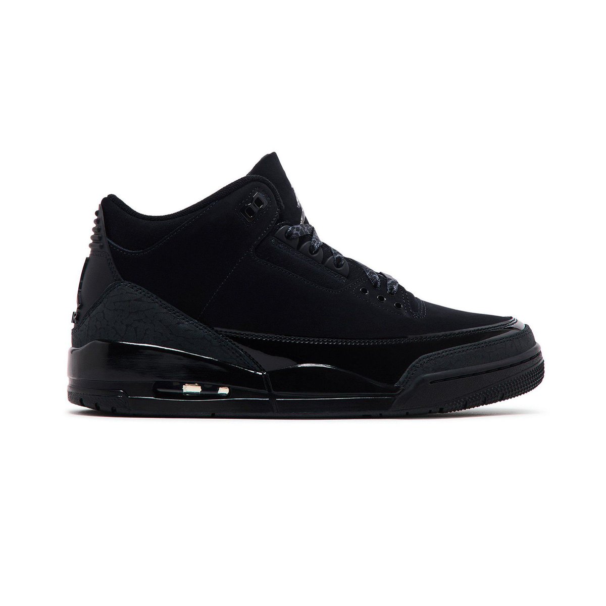 Air Jordan Retro 3 'Black Cat' Detailed Images ♠️