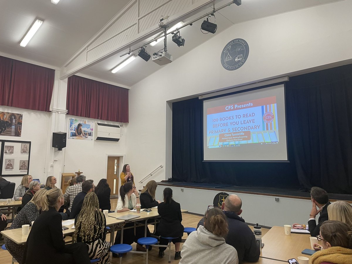 First up is <a href="/ClaireMarie00/">Claire Tunnicliffe (moved to BlSky)</a> talking about inspiring reading across all key stages. #TMSussex