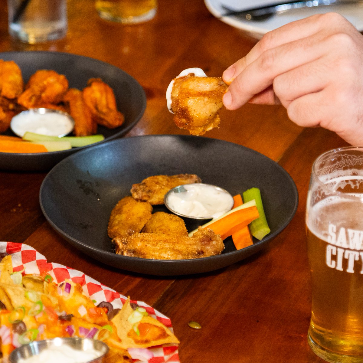 Wing lovers, listen up! 🍗

Our chicken wings are here to spice up your day—just $21 and served with fresh crudités, ranch dip, and your choice of Buffalo, Dry Rub, Salt &amp; Pepper, or our signature BarFly sauce.

Plus! Exciting changes are coming to our menu, so stay tuned👀