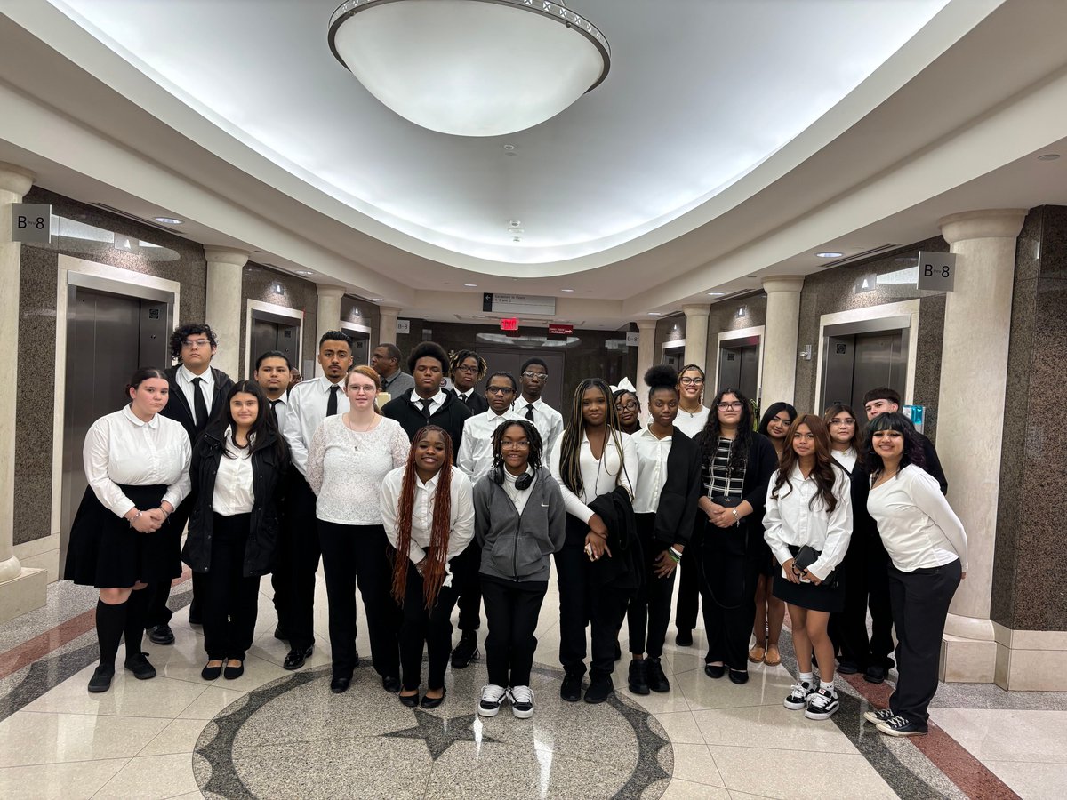 SpringISD_CTE's tweet image. Spring High School&apos;s Law Enforcement classes had an eye-opening visit to the Harris County Courthouse! Students got a firsthand look at the &quot;Who We Are and What We Do&quot; program, showcasing a day in the life of the Harris County Courts and Systems. #SpringISDCTE #LawEnforcement