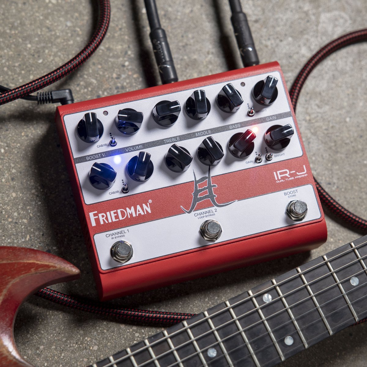 Musician's Friend (@musiciansfriend) on Twitter photo Fuel your sound with <a href="/FriedmanAmps/">Friedman Amps</a>' Jake E. Lee IR-J! Driven by dual 12AX7 tubes, this preamp/DI pedal's two fully independent foot-switchable channels deliver Lee's influential tone!
Check it out: ow.ly/I2w650Ubr1K Fuel your sound with <a href="/FriedmanAmps/">Friedman Amps</a>' Jake E. Lee IR-J! Driven by dual 12AX7 tubes, this preamp/DI pedal's two fully independent foot-switchable channels deliver Lee's influential tone!
Check it out: ow.ly/I2w650Ubr1K
