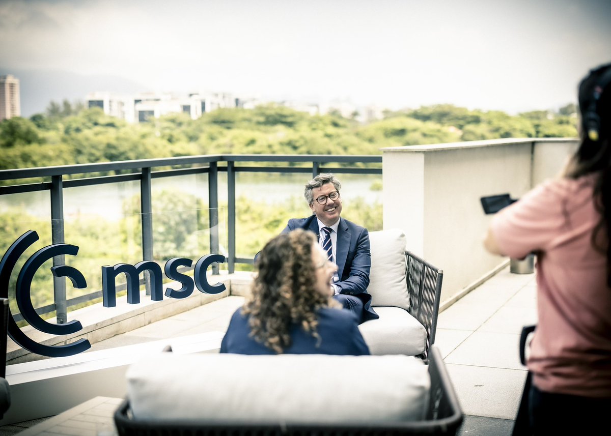Benedikt Franke (@frankebenedikt) on Twitter photo Now that I am on my way back to snowy Munich: Muito obrigado, Rio! This #MLMRio proved that <a href="/MunSecConf/">Munich Security Conference</a> coming to Latin America was long overdue. This part of the world is a natural partner for those keen on revitalizing multilateralism and global cooperation. We will be back! Now that I am on my way back to snowy Munich: Muito obrigado, Rio! This #MLMRio proved that <a href="/MunSecConf/">Munich Security Conference</a> coming to Latin America was long overdue. This part of the world is a natural partner for those keen on revitalizing multilateralism and global cooperation. We will be back!