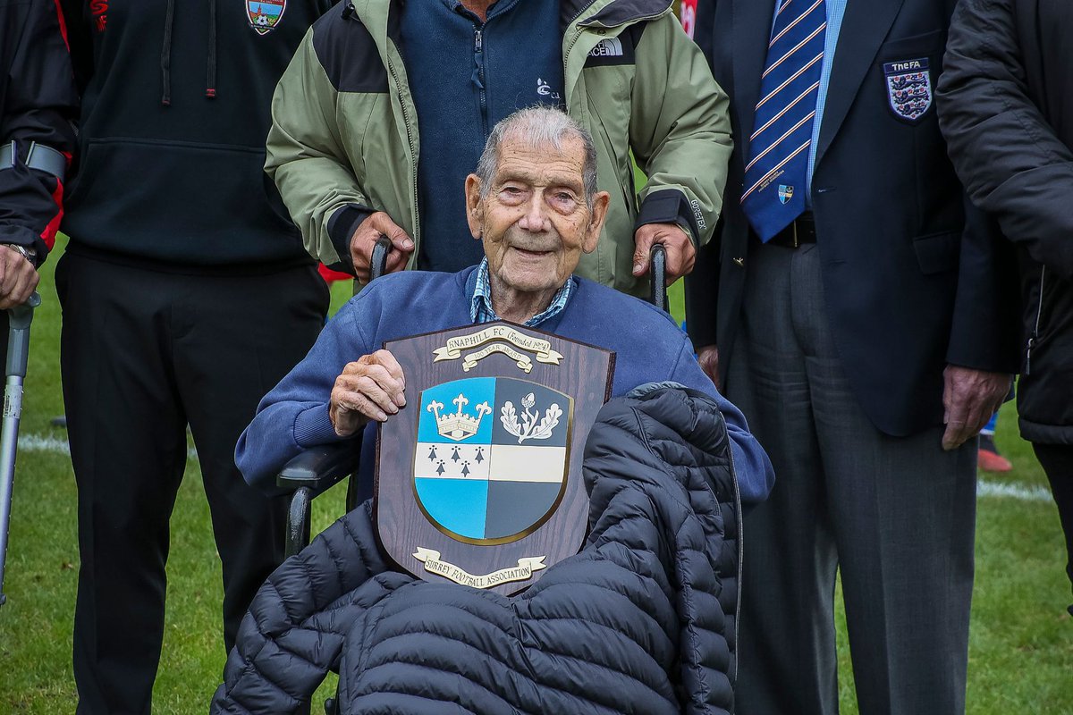 It was great to see John Wood at Saturday’s (16 Nov) <a href="/surreyfa/">Surrey FA</a> centenary presentation.

John has been a key part of Knaphill, serving as club treasurer for over 50 years. He also played, was club linesman and secretary.

<a href="/nonleaguevol/">Non-League Volunteers</a>