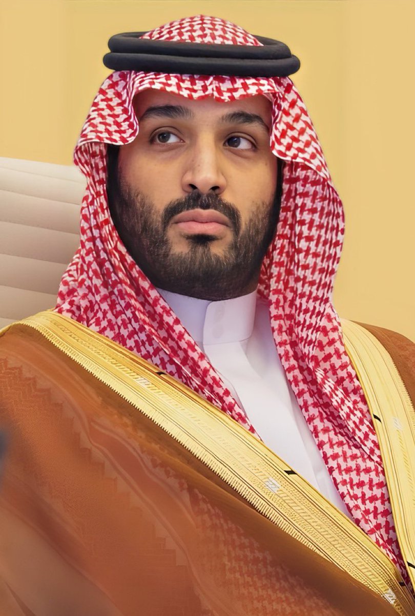سمو سيدي الغالي  #ولي_العهد الامير #محمد_بن_سلمان قائد عظيم صانع التاريخ وباني الامجاد يسير بخطوات ثابتة للمستقبل ، استطاع أن يقود بلاده والامة العربية والاسلامية للعالم وإلى بر الأمان ، قائدٌ محنك ملهم وطموح حقّق في عهده لبلاده #السعوديه_العظمى نجاحات تنموية كثيرة وانجازات تفوق