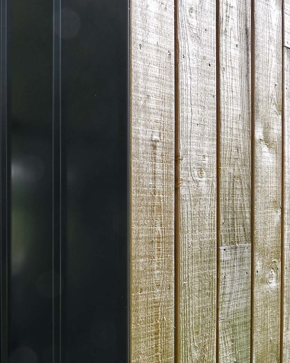 INSPI : LA PETITE MAISON DE #CAMPAGNE 🌾

La maison de campagne #bioclimatique 👀
Entre modernité et nature, cette maison en bois s'intègre parfaitement dans son environnement. 🌳
©yg-architecte