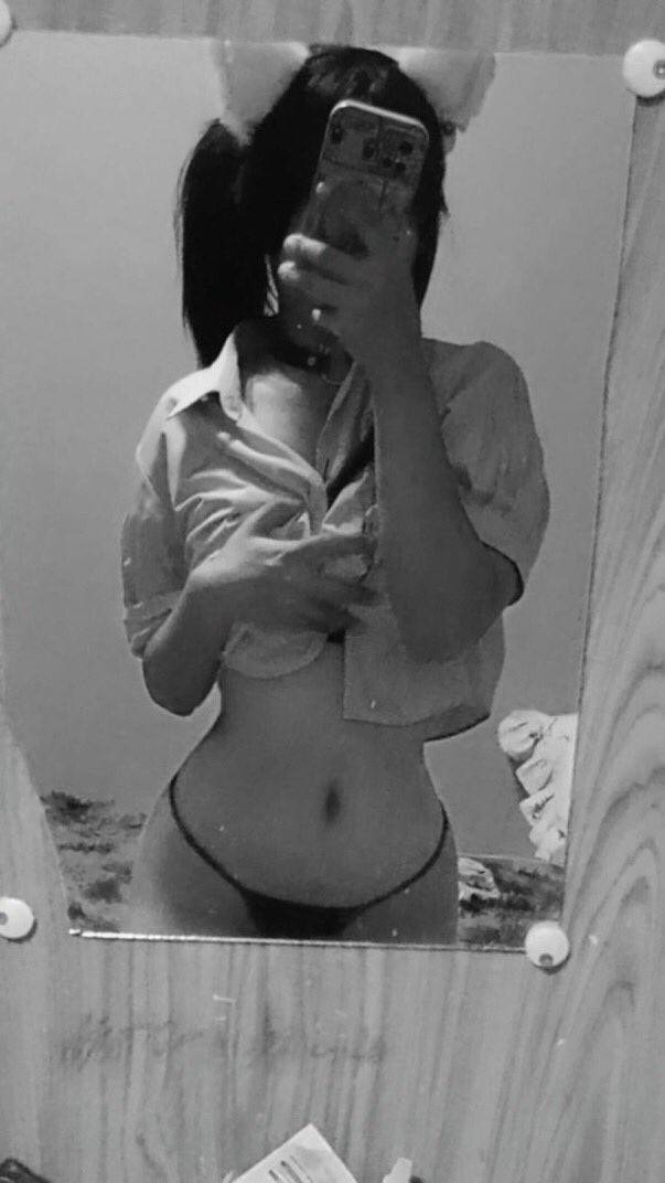 มีนา รับคอลเสียว หญิงเเท้💯 tweet media
