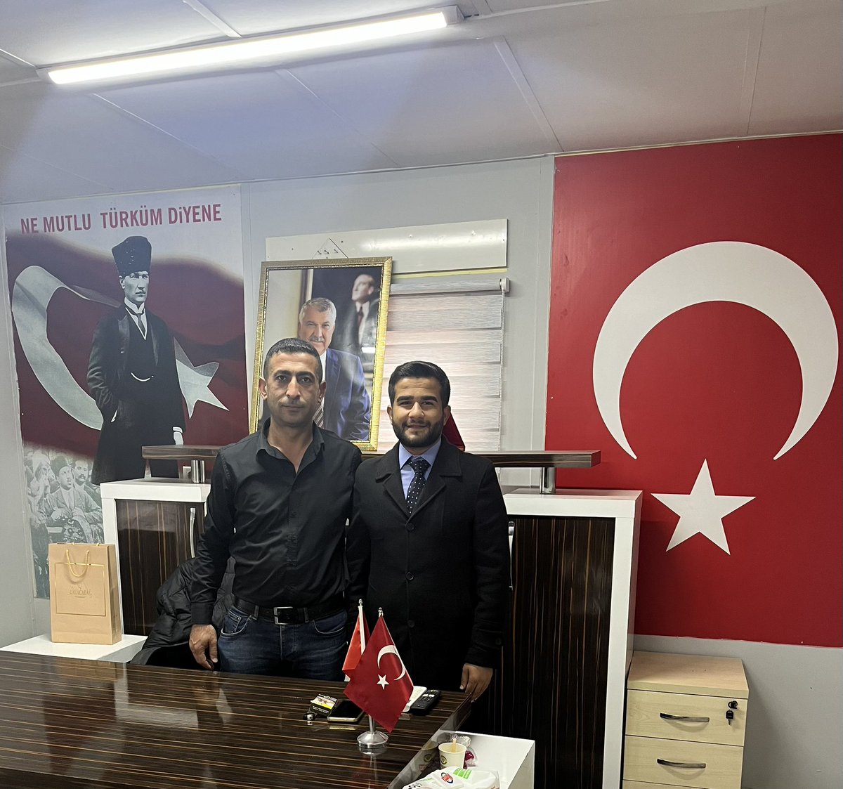 Yenidoğan Mahalle Muhtarımız Sn. Önder Üzüm’ü Ziyaret ettik. Nazik misafirperverliklerinden dolayı teşekkür ederim.