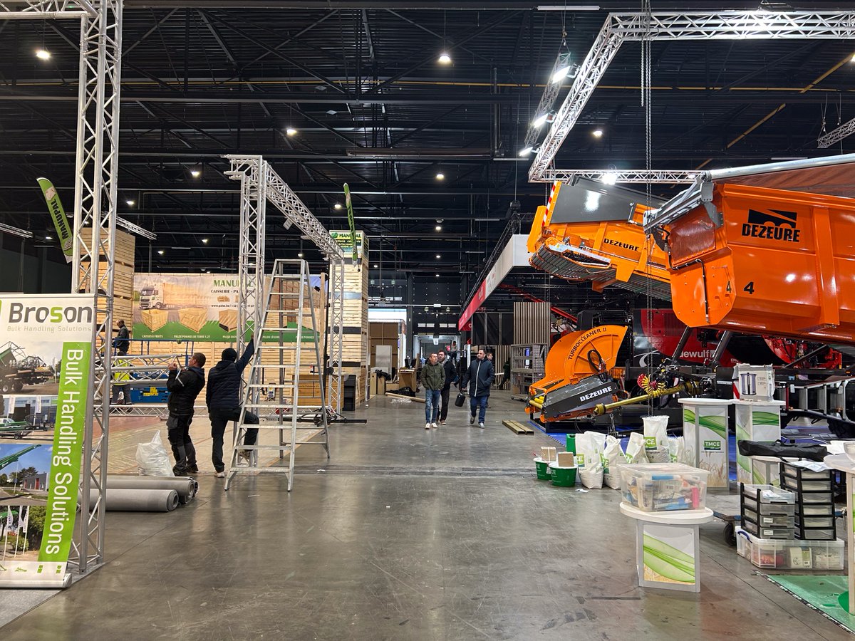 Interpom tweet media