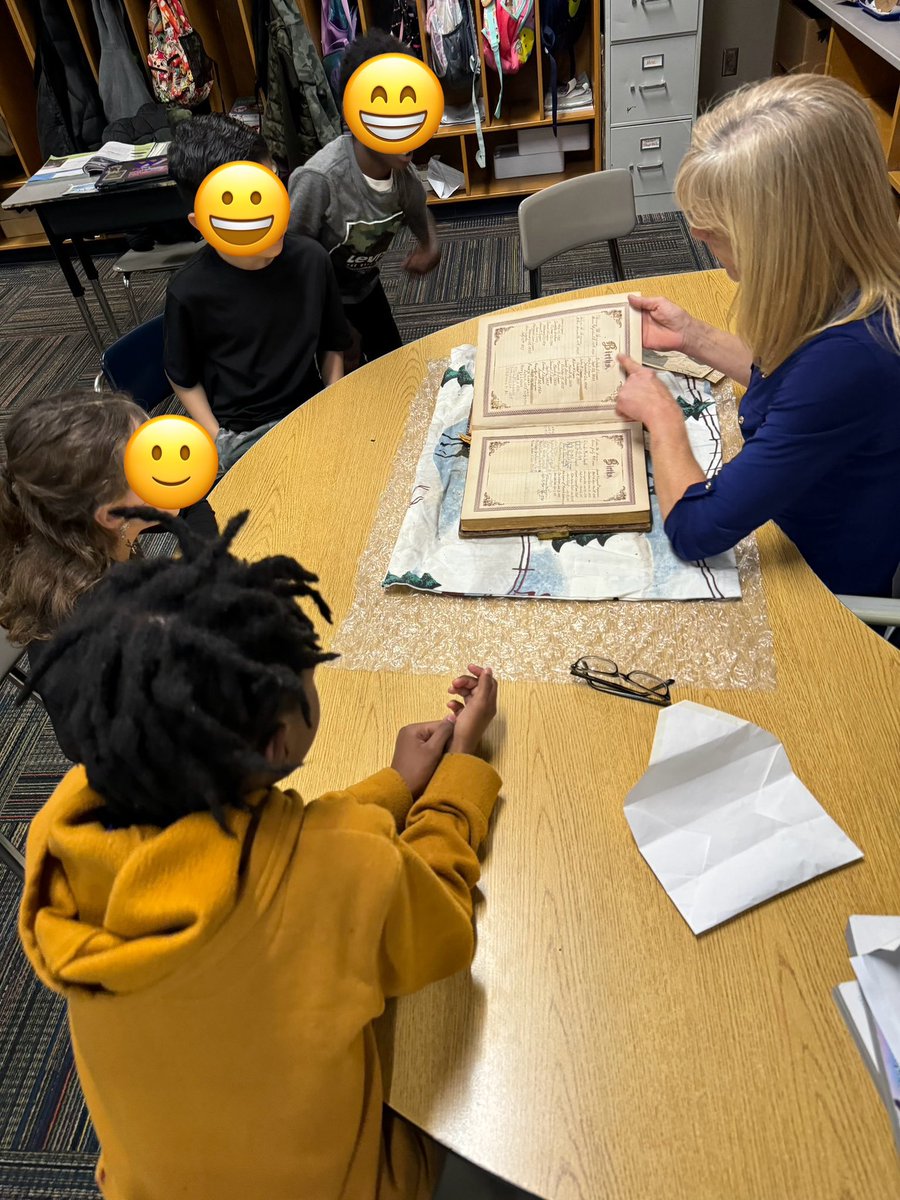 AlvaradoTeach tweet media