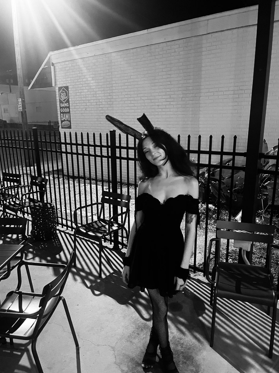aamelioratee's tweet photo. is too late for my halloween post?? https://t.co/IQytR5ptmh