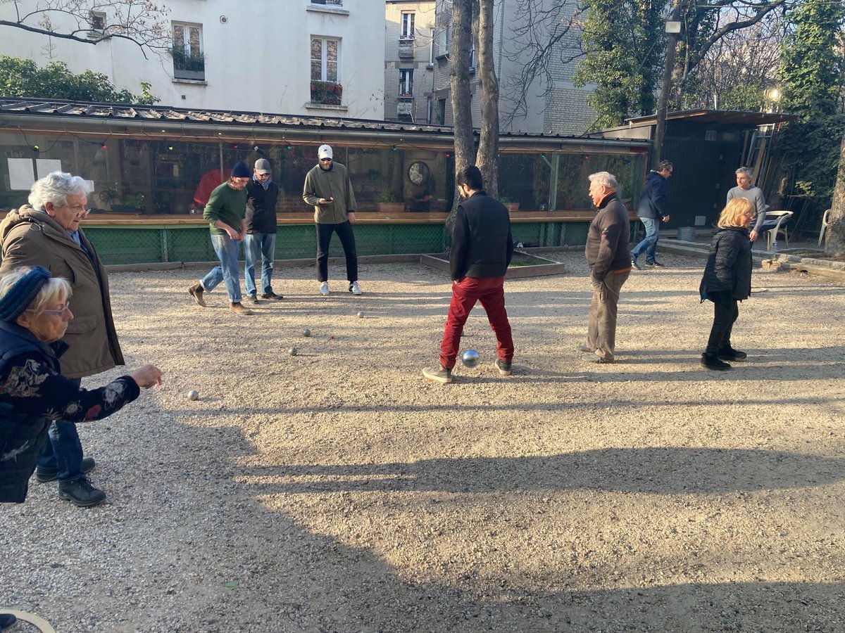 LeParisien_75's tweet image. À Paris, une nouvelle règle d’urbanisme redonne espoir aux boulistes de Montmartre expulsés de leur terrain
➡️ l.leparisien.fr/dPSn