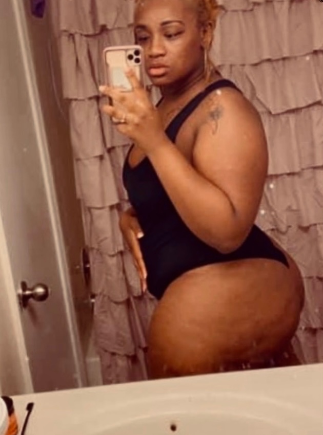 CeCeDaRN's tweet photo. BIGCHEEKS #CeCe 🍑🖤 https://t.co/H4UFv1keDz