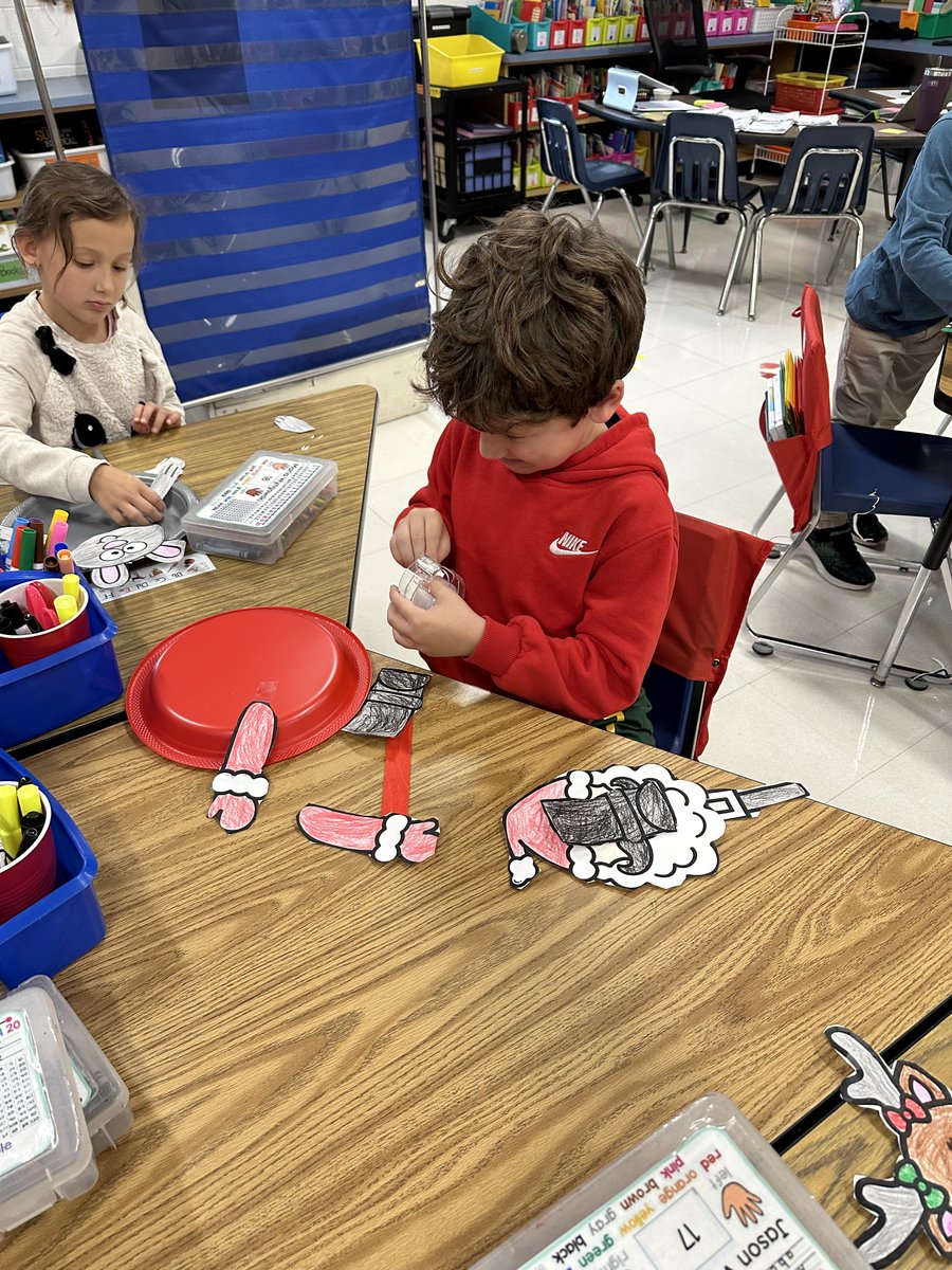 Mrs. Komenda tweet media