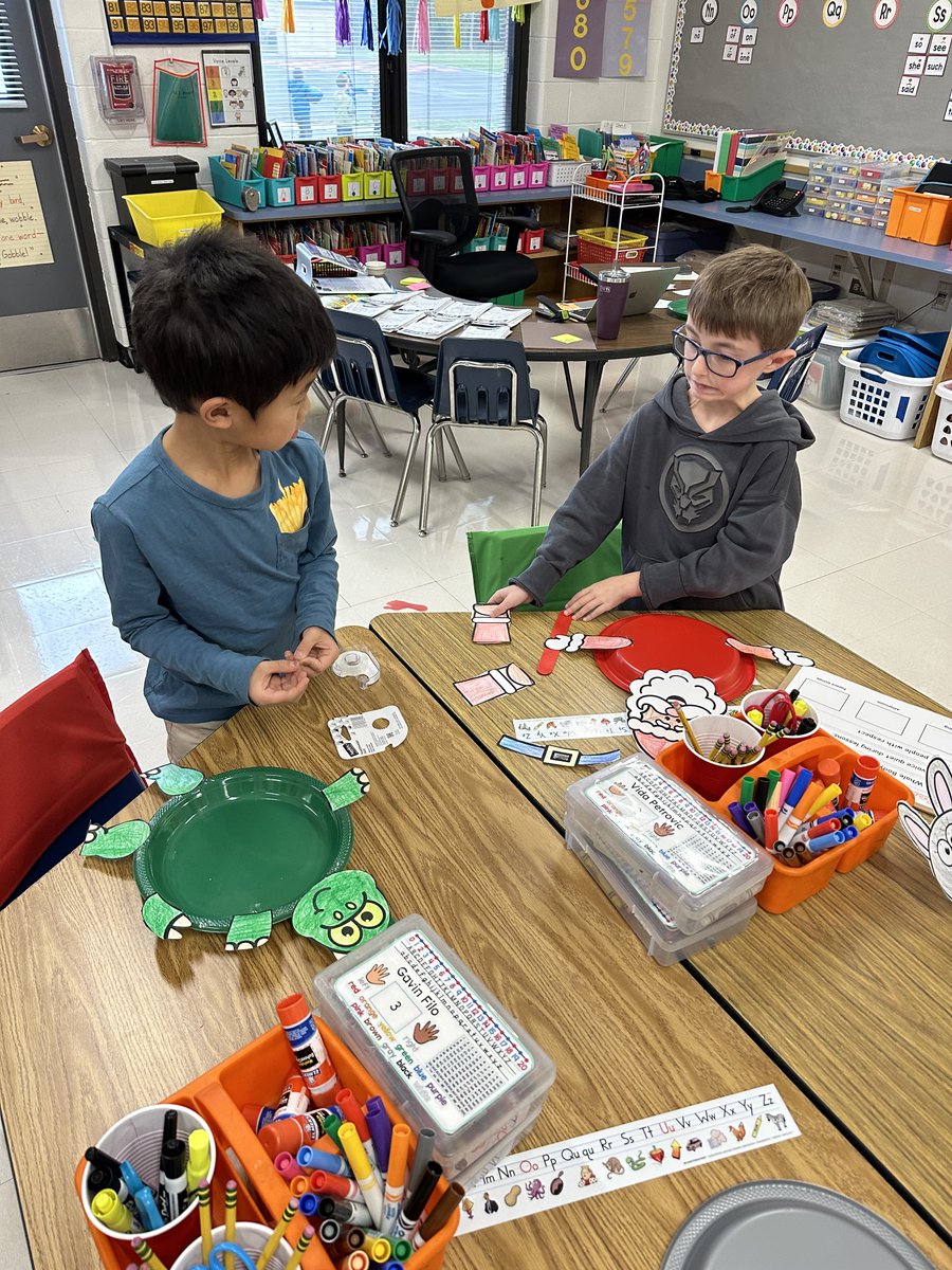 Mrs. Komenda tweet media