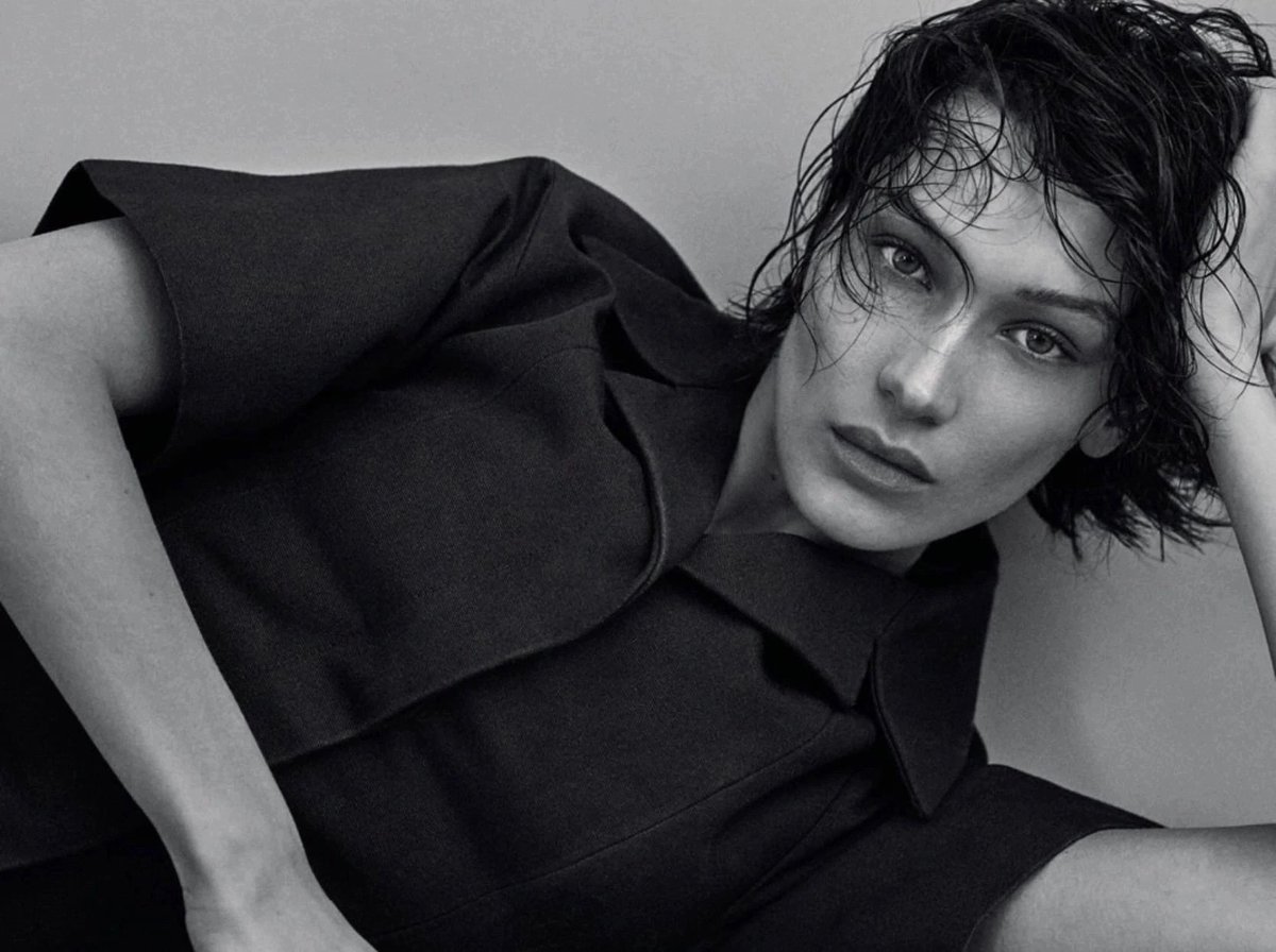 worlds_moda's tweet image. #flashbackWM (1/3)

#VOGUERUSSIA,
March 2019.
By #GiampaoloSgura

#BellaHadid