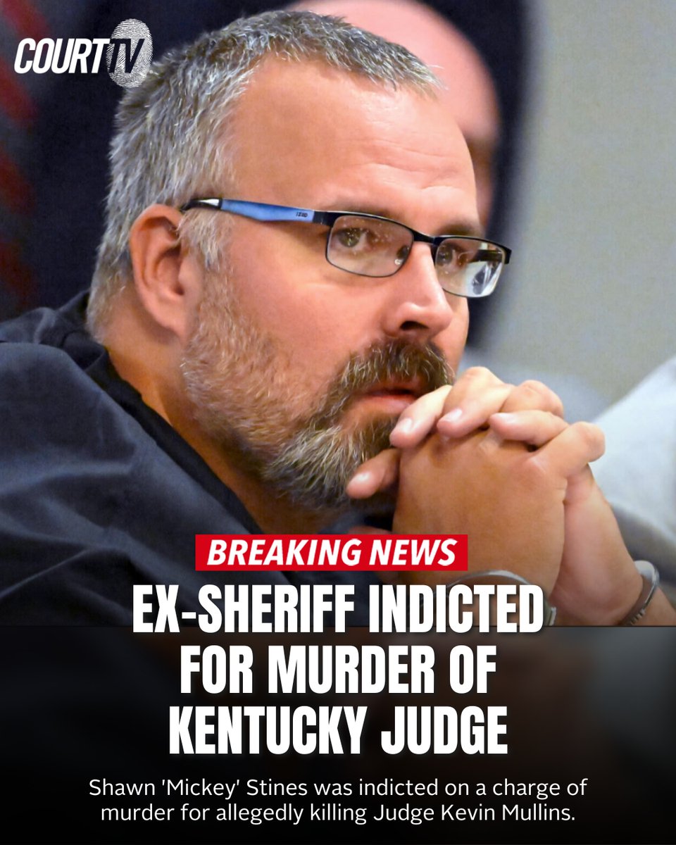 #BREAKING: Former Sheriff Shawn ‘Mickey’ Stines has been indicted for murder two months after a video showed him shooting Kentucky Judge Kevin Mullins at point-blank range in his chambers.

Stines' arraignment is scheduled for Nov. 25.

#CourtTV What do YOU think?
MORE HERE: