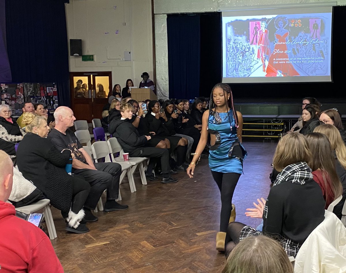 What an amazing <a href="/StewardsAcademy/">Stewards Academy</a> joint <a href="/StewardsArt/">Stewards Art</a> - <a href="/StewardsDesTech/">Stewards Technology</a> event. So lovely to see all of our students again and see the superb showcase of their work! <a href="/StephenDrew72/">Stephen Drew🔸🇪🇺 🇺🇦</a> <a href="/vicgoddard/">Vic Goddard</a> <a href="/yourharlow/">Your Harlow</a>