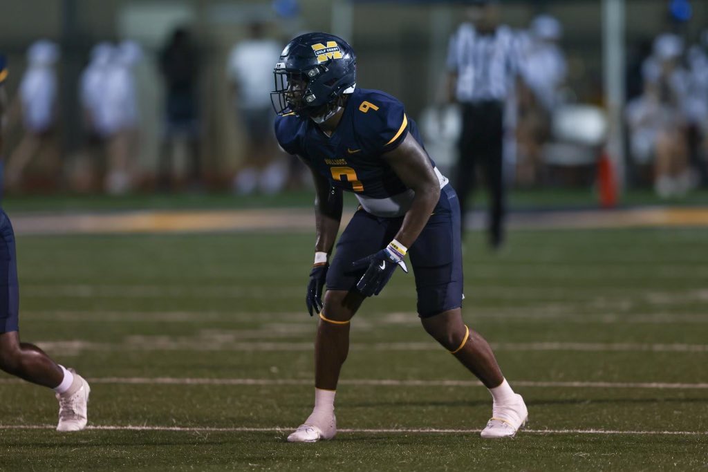 #AGTG After a great talk with <a href="/Nick_Louvier1/">Coach Louvier</a> I am blessed to receive my first offer from MGCC!! <a href="/MGCCCBulldogs/">MGCCC Athletics</a> <a href="/clarencemcdoug1/">Coach McDougal</a>