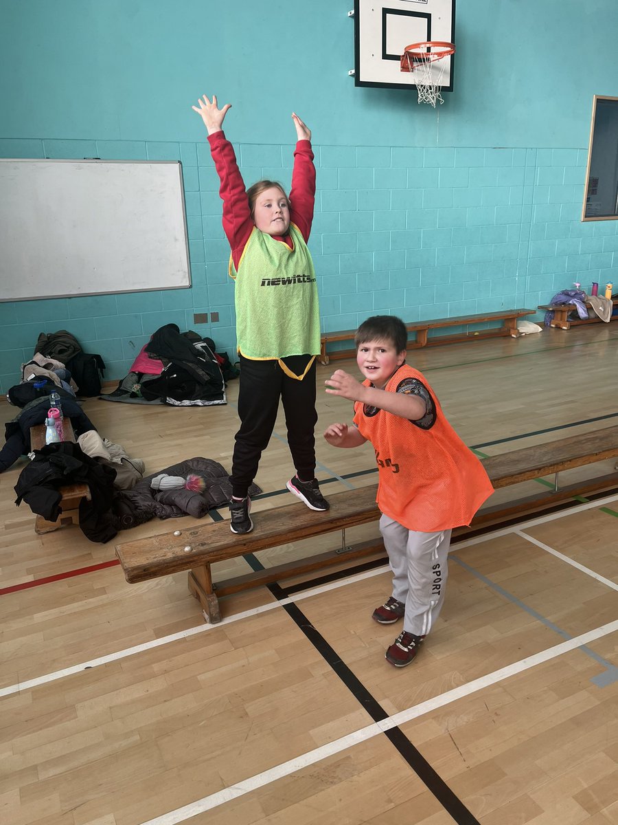 A brilliant afternoon at Fulford School with these amazing @BG_Owls. They all took part in different challenges led by some excellent sports leaders. They finished the afternoon with a very tricky obstacle course. Well done everyone 👏 #BGSport #BGExtra