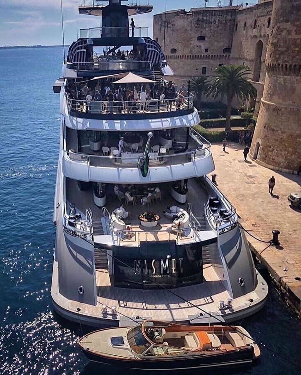 AbsoluteLuxe's tweet photo. Luxury Real Estate  -  French Riviera  💦 ⁠
⁠⁠
☀️ 👓 👙 🥂 🐠 🍉 💖 🌊 🔥 ⁠
⁠
Follow us @absolute.luxe     ⁠
https://t.co/1IW9j33t7M⁠

#sttropez #luxurydestination #absolutesttropez  #sttropezsummer   #sainttropez #sainttropezaddict #monaco #luxury  #Pampelonne  #cotedazur https://t.co/ahplXfvP4q