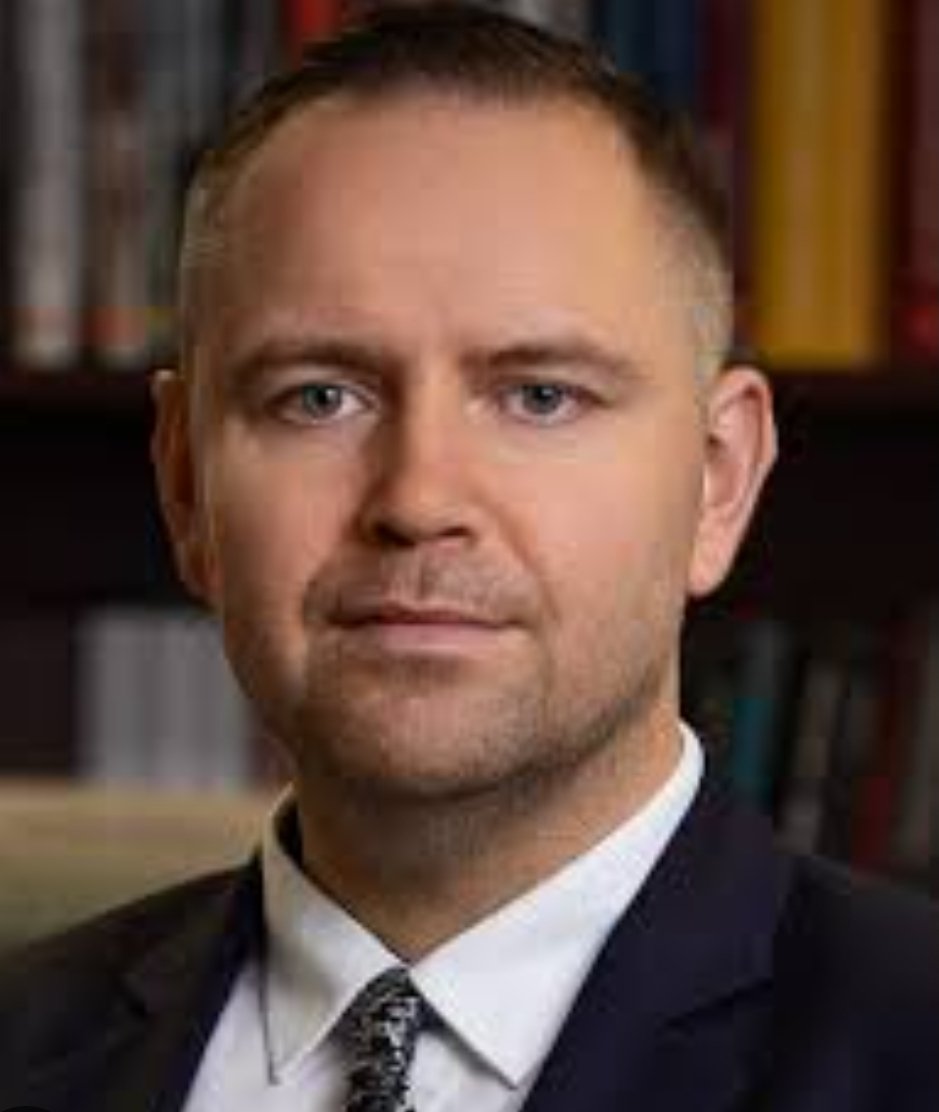 Narodzie, pobudka, jest robota do zrobienia!
#Nawrocki2025
#TeamNawrocki
<a href="/Nawrocki2025/">Ania</a>
<a href="/NawrockiKn/">Karol Nawrocki</a>