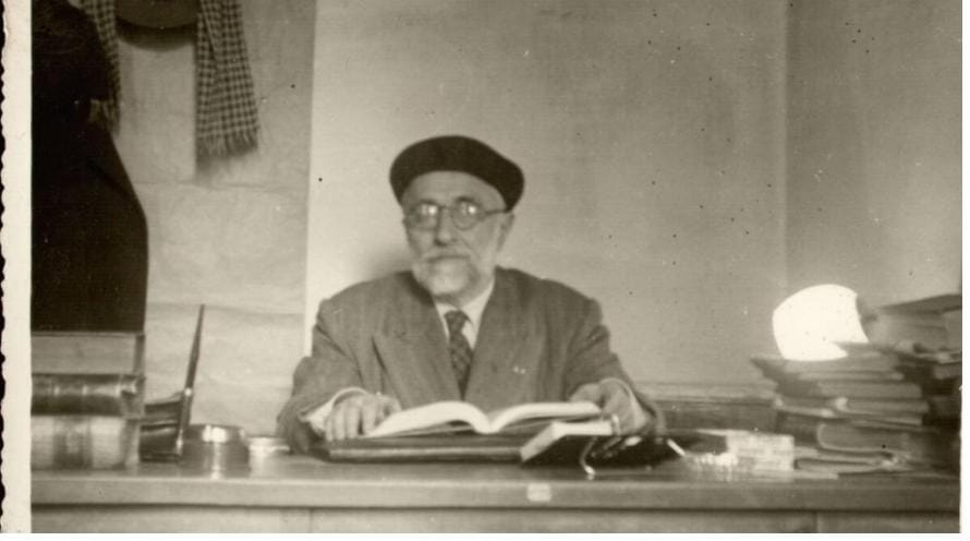 İmam hatip neslinin münevver öncüsü ve kurucusu Mahmut Celaleddin Ökten Hocamızı vefatının 63. sene-i devriyesinde rahmet, minnet ve dualarla anıyoruz.