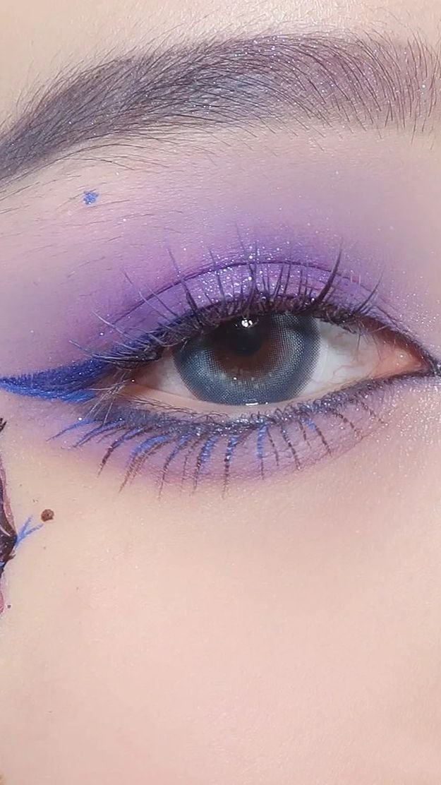 archivedlooks's tweet photo. Purple eyeshadow looks https://t.co/swAU8N3FMF