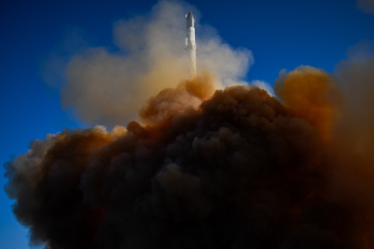 Chandanphoto's tweet photo. SpaceX Starship
@afpnewsagency @afpphoto @spacex #Starship #SSFT https://t.co/uFb9OF79yw