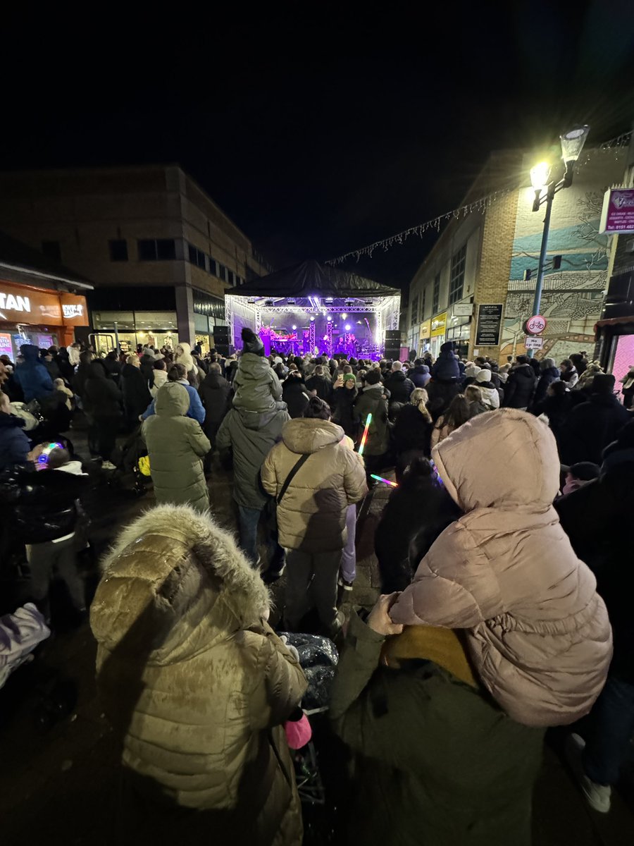 Tris Brown tweet media