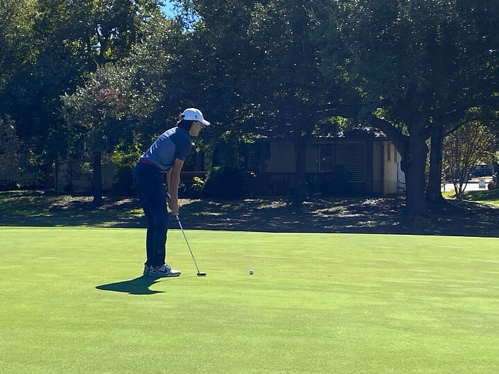 BrandeisGolf's tweet photo. Great Job Varsity Boys 🤍!! They played amazing and finished top 5 in some VERY cold and windy conditions! @BroncosBrandeis @NISDBrandeis @NISDAthletics https://t.co/SURqvY8z3A