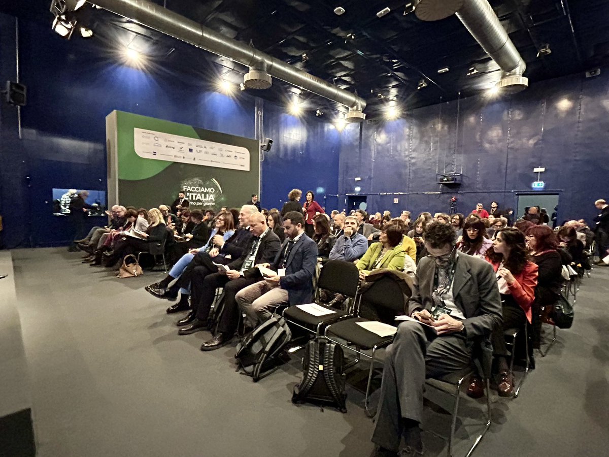 AnciLiguria's tweet photo. 🇮🇹 #anci2024 All’Assemblea Anci l’evento dedicato al progetto #LGNET dal titolo “L’alleanza strategica dei Comuni LGNET per agire l’inclusione”, con ospite l’assessore del Comune di Genova Lorenza Rosso https://t.co/N2dcTWbCbI
