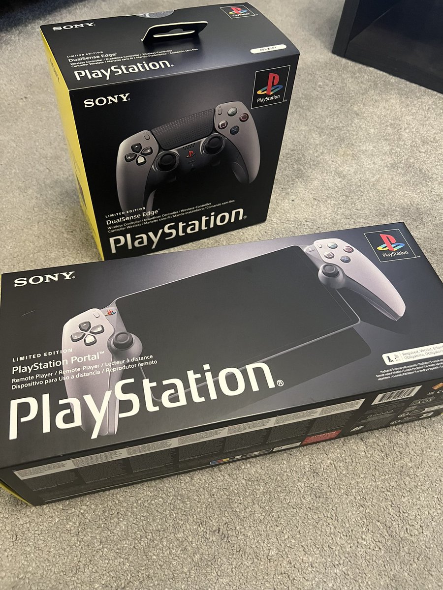 MR_SHAKEEL's tweet photo. The detail is beautiful 😍 @PlayStationUK @PSACCESSFANS #30thanniversary https://t.co/sqshL4vCd9