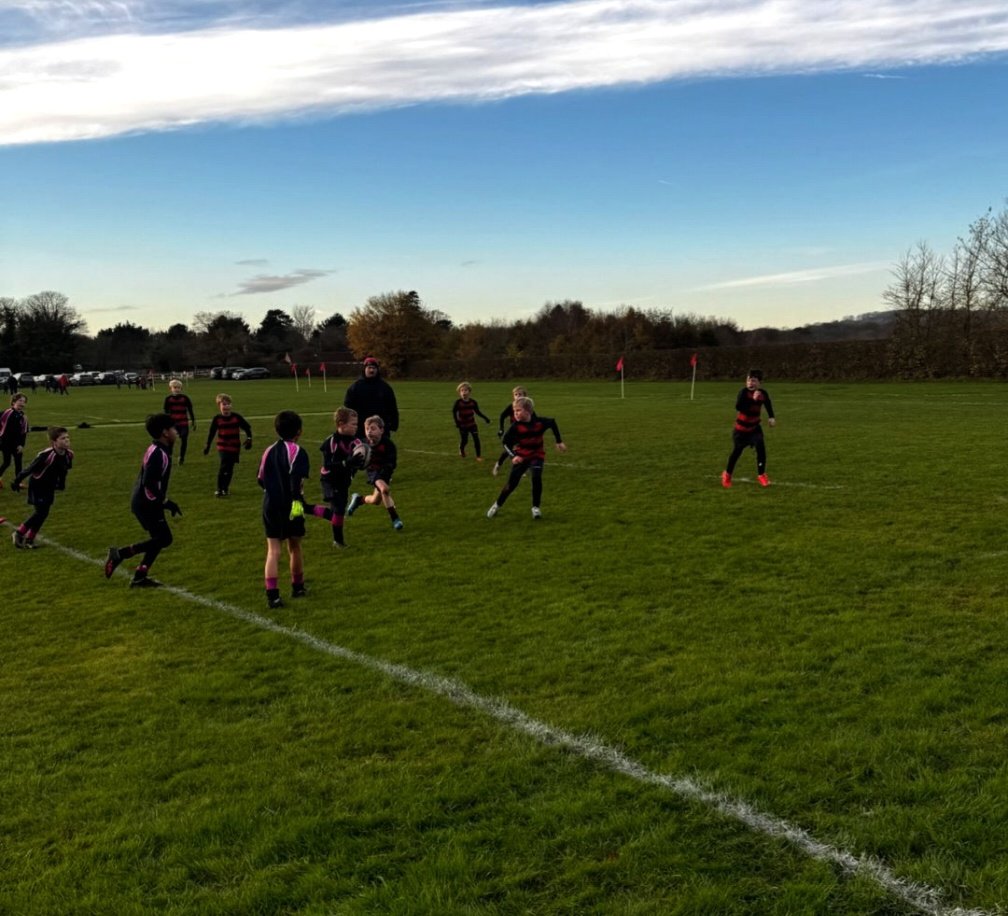 HWD_Sport's tweet photo. The weather might be icy but our Rugby teams have been on fire! 🔥

Fixtures kicked off this week for all year groups U8-U13 🏉

Thank you @HawthornsSport for some good matches to start the season! 🥳

#HazelwoodSchool #HazelwoodSport #HazelwoodRugby   @hazelwoodoxted https://t.co/G4gvUrdUDb
