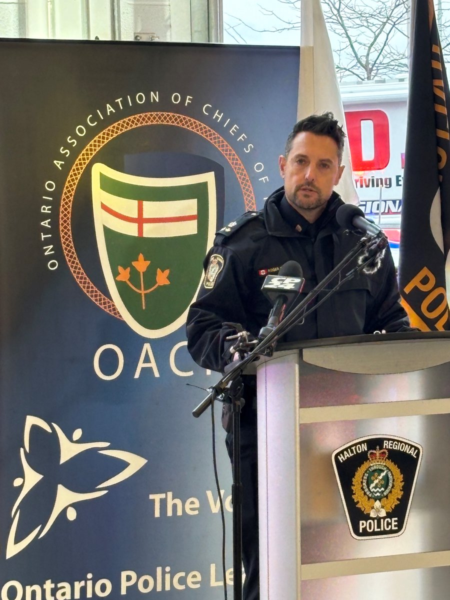 HaltonPolice's tweet photo. Earlier today, our Service was proud to host @OACPOfficial, police services and partners from #Halton and across Ontario to kick-off the 2024 Provincial Festive R.I.D.E. Campaign at Headquarters.

The annual program aims to raise awareness of the many dangers associated with alcohol and drug-impaired driving each holiday season and every day of the year.

More: https://t.co/CllBDpRWyB