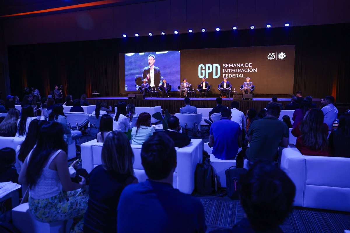 SEMANA DE INTEGRACIÓN FEDERAL
Liderazgo joven y federalismo en acción

Participé del panel de gobernadores en el marco del cierre de la quinta edición del Programa Federal de Formación "Gestión para el Desarrollo" del <a href="/CFI_Argentina/">CFI</a>.

Allí pudimos dialogar sobre distintos temas