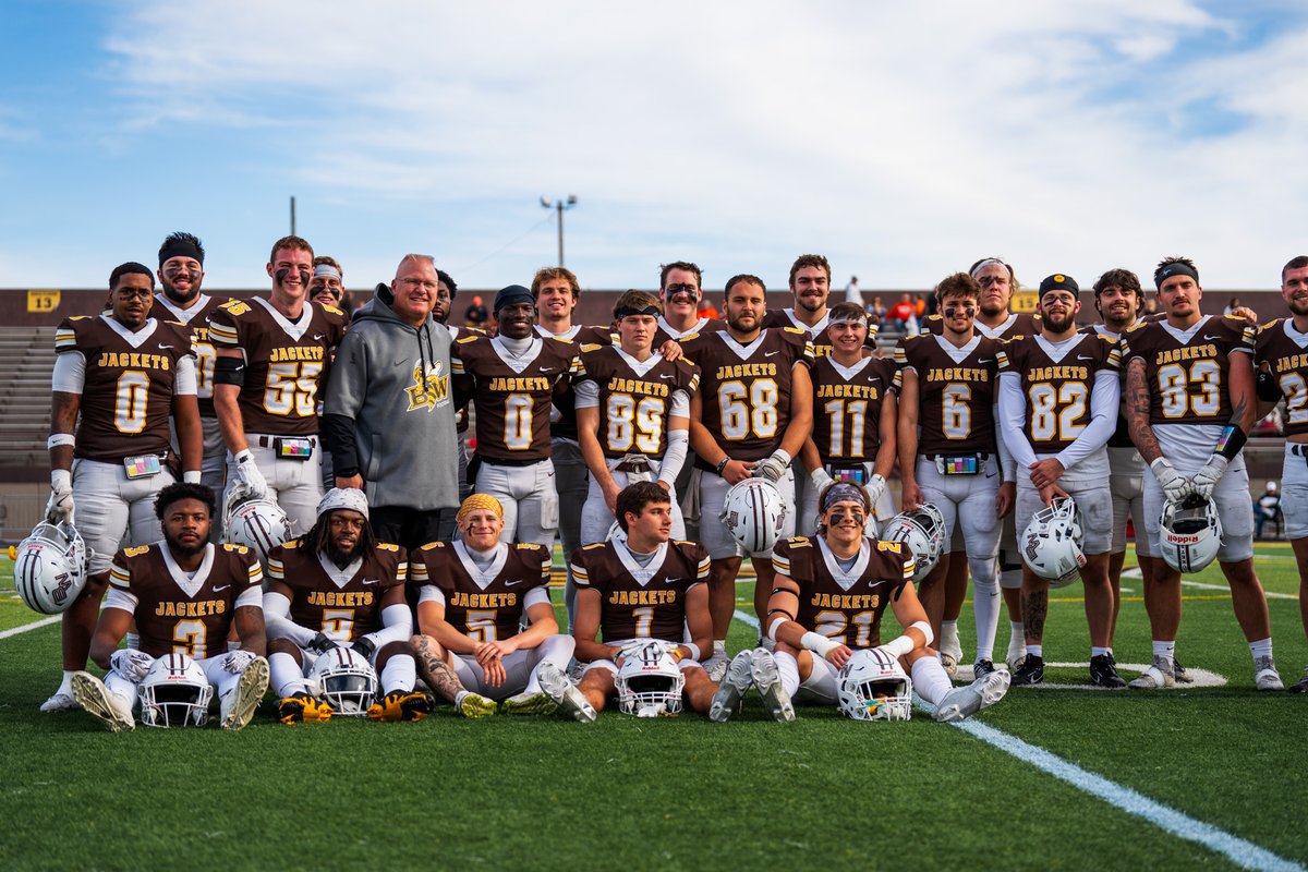 Thank you seniors for your hard work and dedication throughout the season. Forever part of the Jacket family #ChasingGreatness #YJ4L