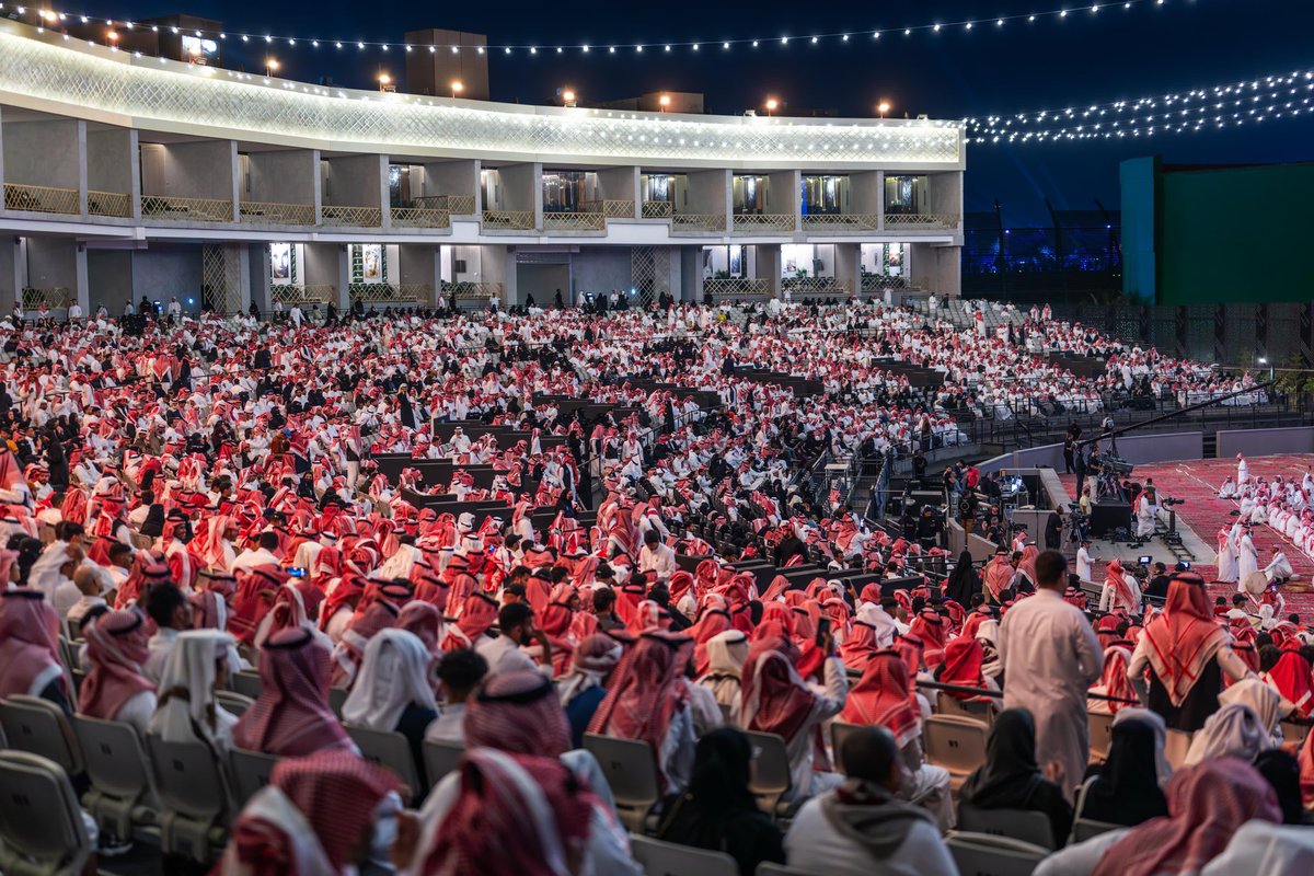 Turki_alalshikh's tweet photo. طرب وحضور كبير في #ليلة_السامري ضمن شعبيات البوليفارد 😎🔥🎶

#BigTime 
#RiyadhSeason https://t.co/6aIJzGjNpI