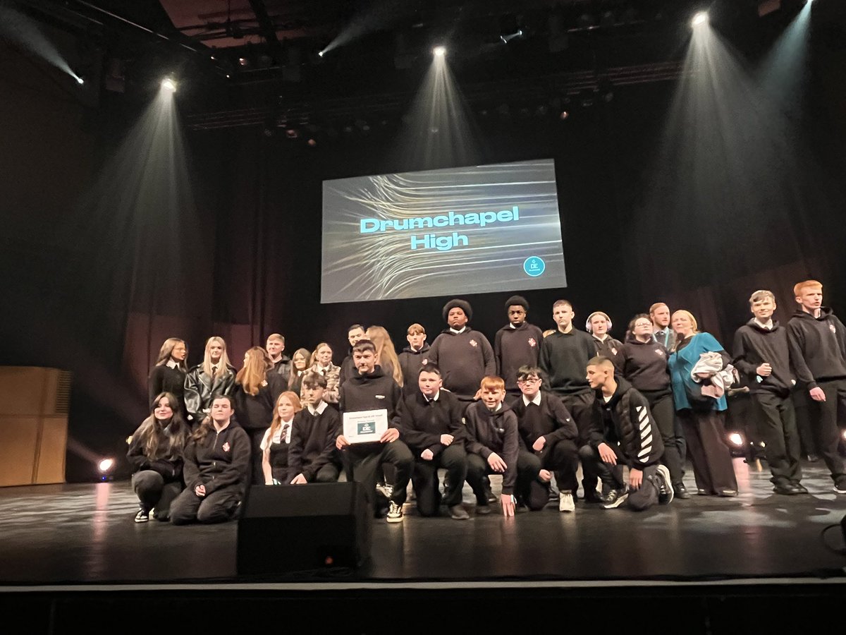 DofEGlasgow (@dofeglasgow) on Twitter photo Congratulations <a href="/drumchapelhigh/">Drumchapel High</a> upon receiving their bronze awards #dofeglasgowinspirationsawards24 Congratulations <a href="/drumchapelhigh/">Drumchapel High</a> upon receiving their bronze awards #dofeglasgowinspirationsawards24