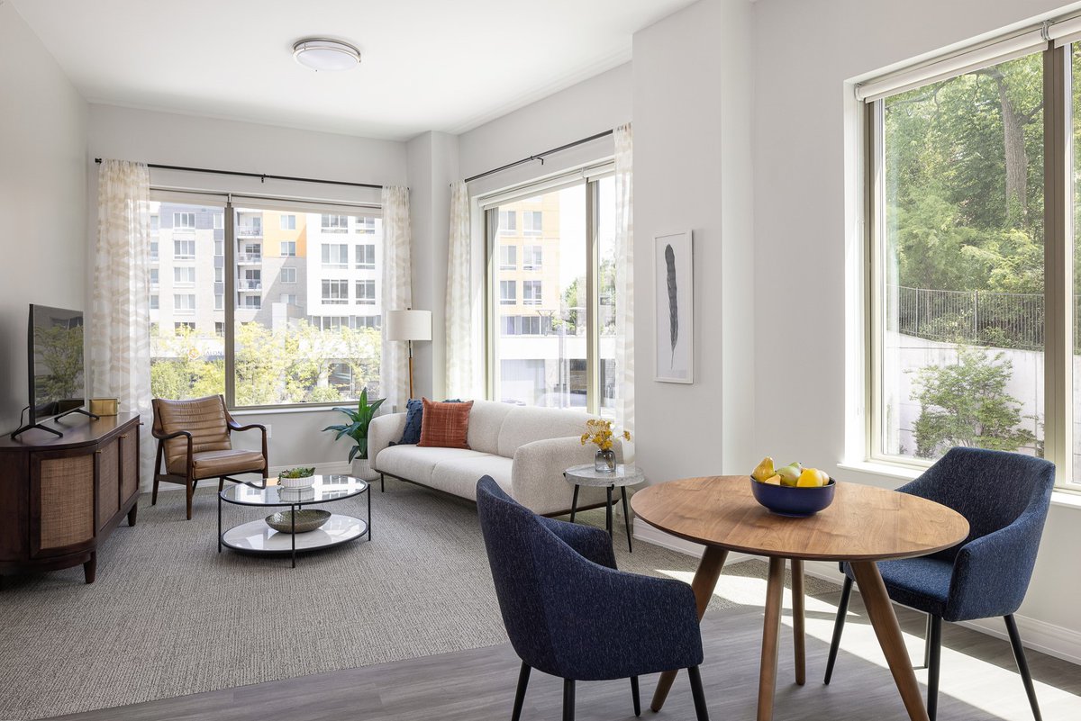 naiopva's tweet photo. NAIOP Awards Best Buildings: Multi-Family Residential Senior Award of Merit for Benchmark at Alexandria, submitted by Orr Partners and located in City of Alexandria. NAIOP Members on the team include: DAVIS Construction &amp; Bowman. 
https://t.co/drTrDx3Uib 
#naiopvaawards @naiopva https://t.co/2O75ZLJ1ba